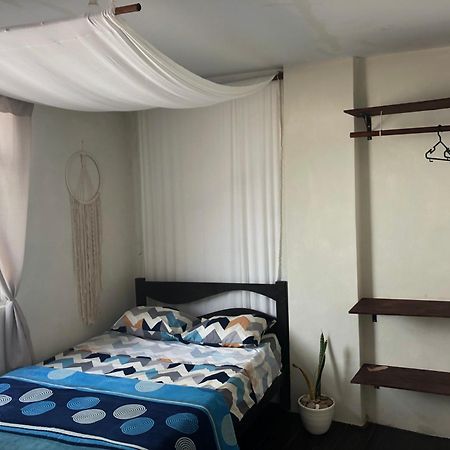 Pointbreak Surf Camp Hostel Huanchaco Exterior photo