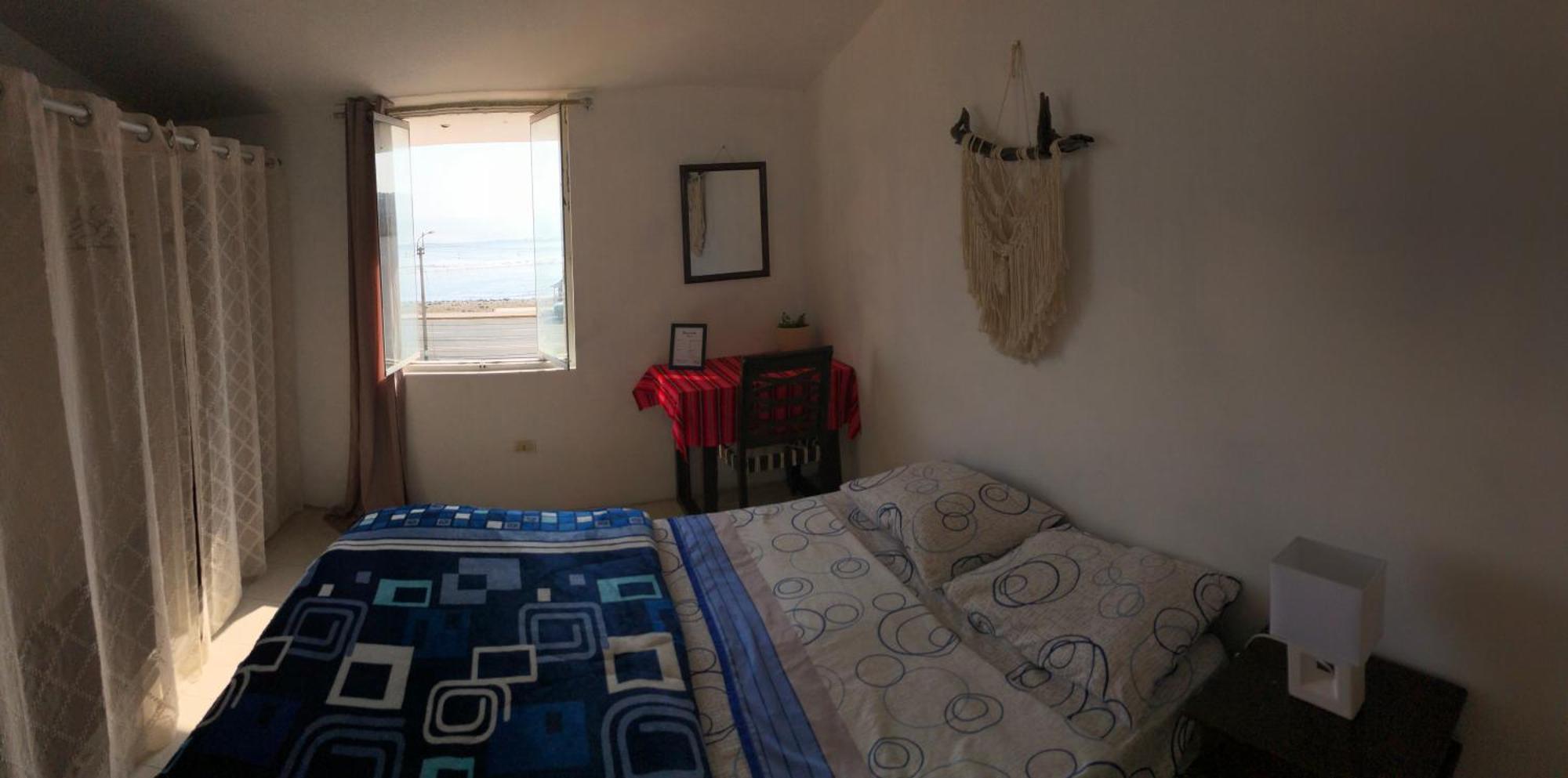 Pointbreak Surf Camp Hostel Huanchaco Room photo