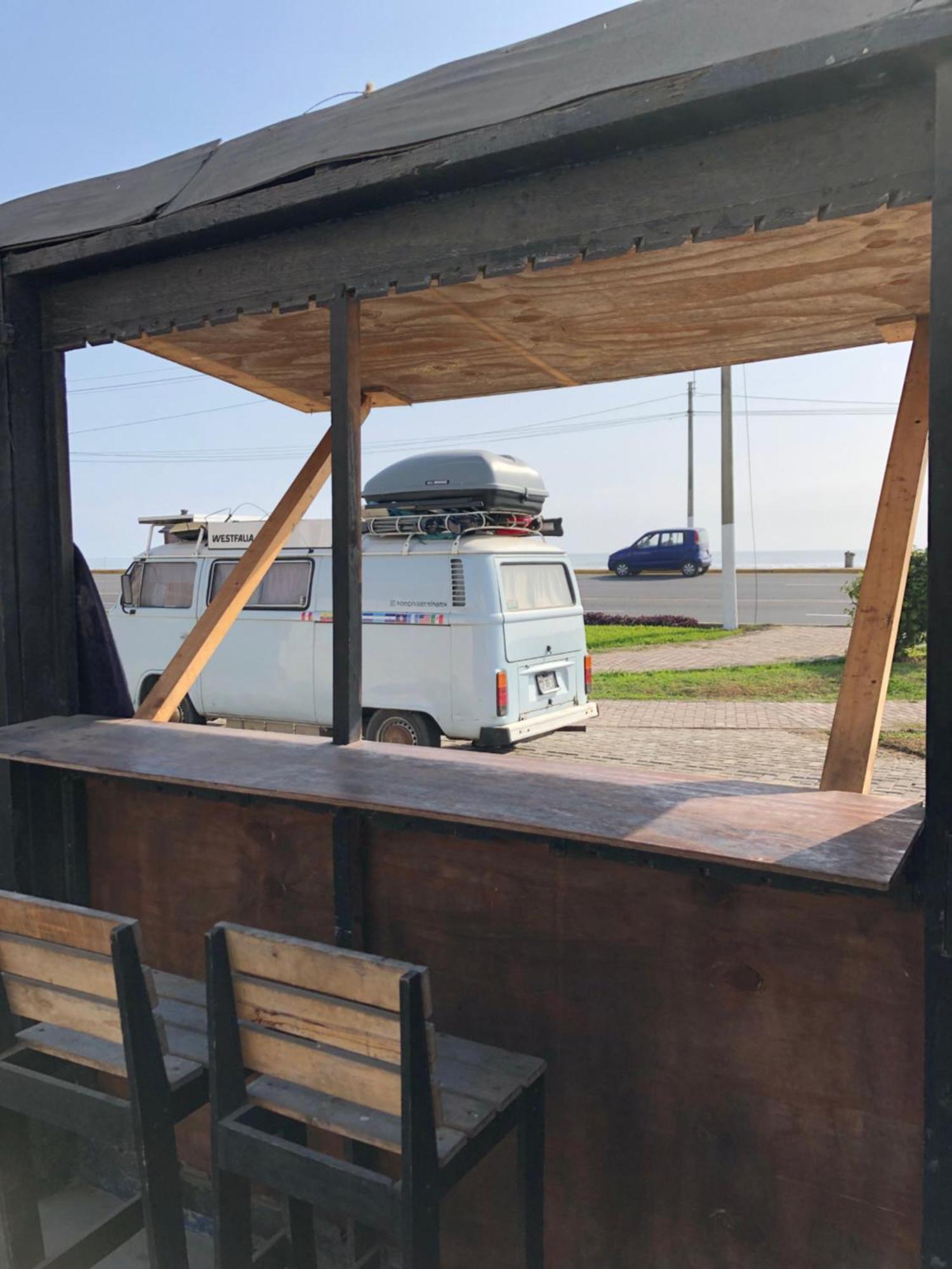 Pointbreak Surf Camp Hostel Huanchaco Exterior photo