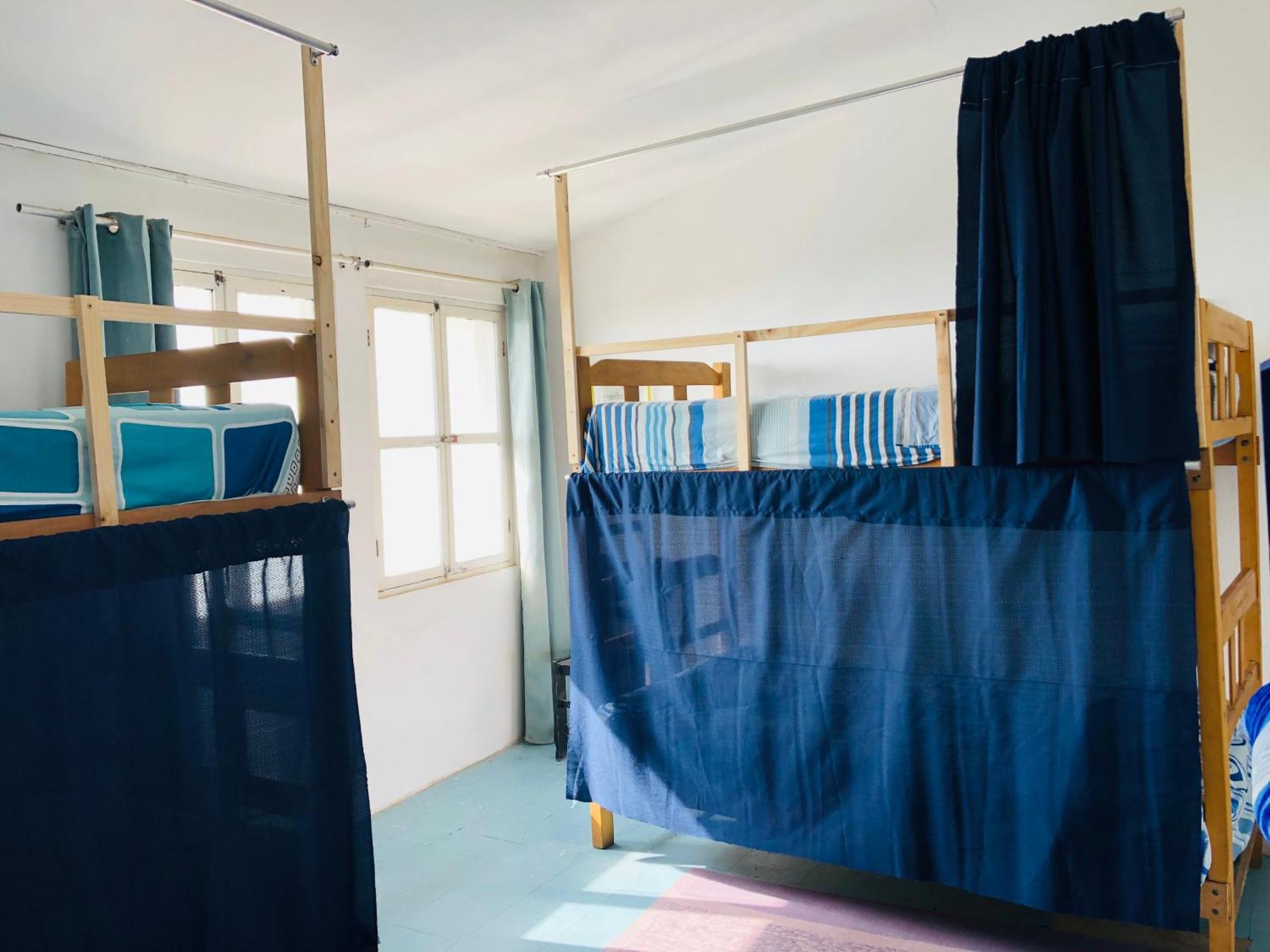 Pointbreak Surf Camp Hostel Huanchaco Room photo