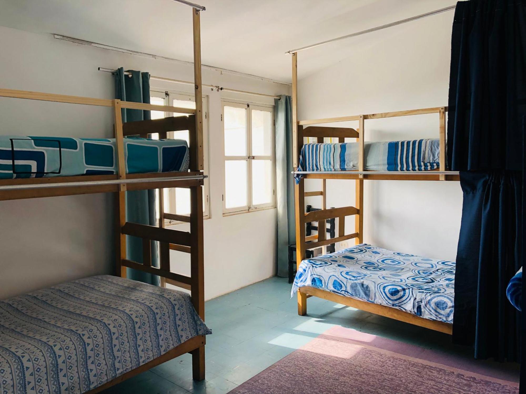 Pointbreak Surf Camp Hostel Huanchaco Exterior photo
